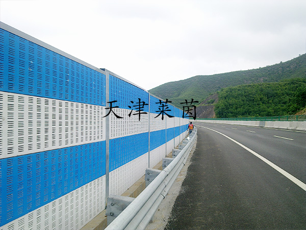 <a href=http://m.xundcs.com/news_article?news_id=114>高速聲屏障</a>