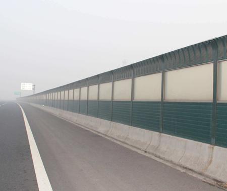 <a href=http://m.xundcs.com/news_article?news_id=137>公路聲屏障</a>